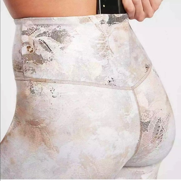 Athleta Elation Gilded Leggings EUC XS - Picture 2 of 5